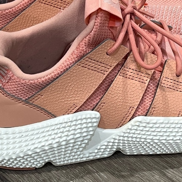 Women’s 5.5 Adidas EVM Woven Knit Pink Flyknit Tennis Sneakers EUC - Picture 6 of 9